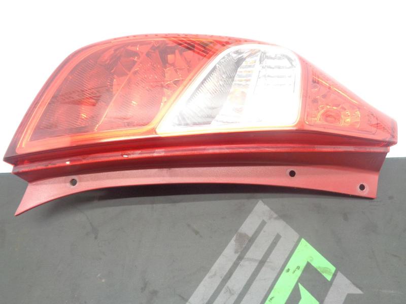 Hyundai I Dr Hatchback Lh Passenger Rear Lamp X